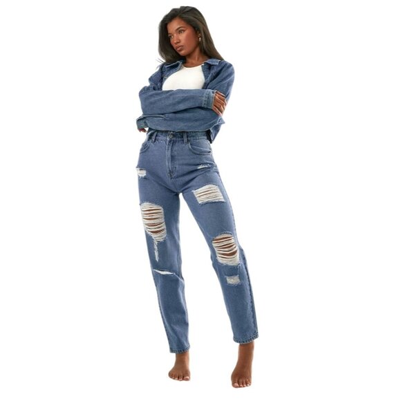 PrettyLittleThing Size 6 Distressed Blue Mom Jeans NWT - Picture 1 of 16